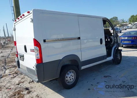 2015 Ram Promaster 1500 Low Roof из США, поврежденный, VIN 3C6TRVND8FE504363